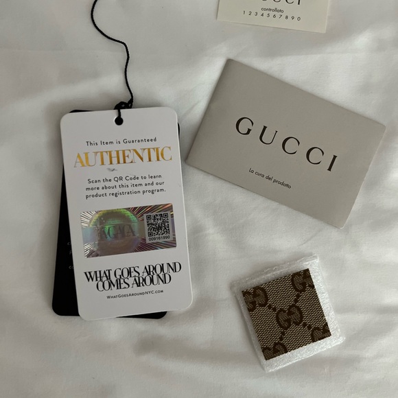 Gucci WEB SUPREME POCKET MESSENGER - Picture 12 of 16